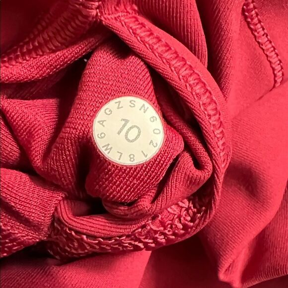 Lululemon Wunder Under Crop (Hi-Rise) 21"
Vintage Rose Sz 10 - Picture 8 of 8